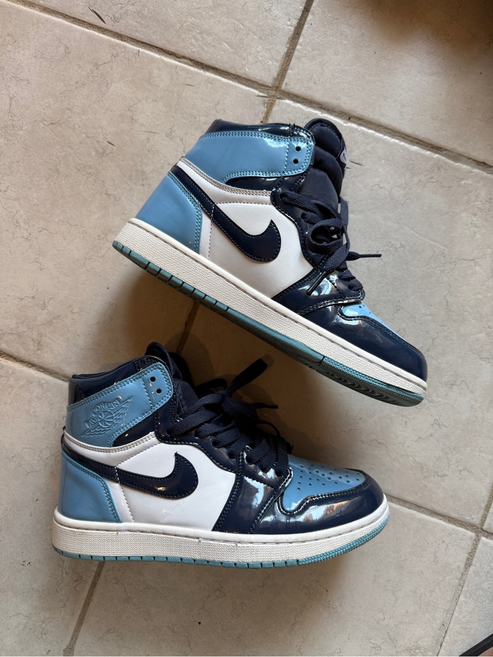 High-Top Sneakers in Navy White & Light Blue Shoes Youth 6 Women 7 Men 5.5